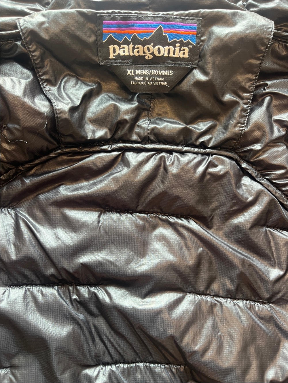 Patagonia Men’s Black Quilted Puffer Jacket Vest - Picture 2 of 9